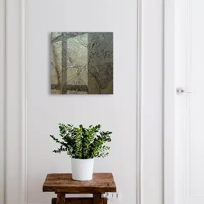 Holzkonstruktion in Grautönen
