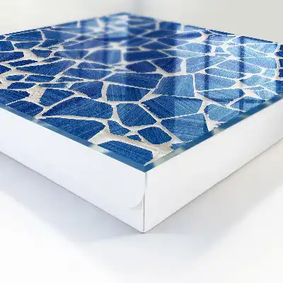 Blaues Mosaik mit hellem Hintergrund