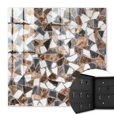 Geometrisches Mosaik in Braun, Weiß und Grau