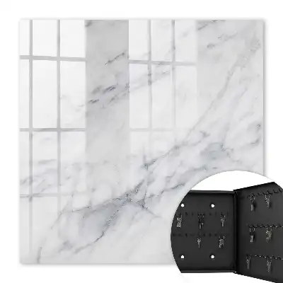 Marmor-Eleganz auf weißem Hintergrund