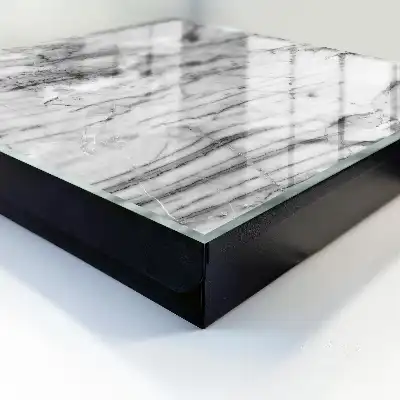 Marmor Eleganz im Kontrast