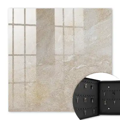 Mineralische Eleganz auf weißem Hintergrund