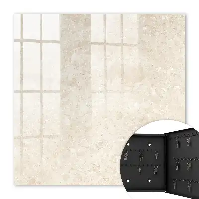 Cremige Eleganz mit natürlichen Motiven