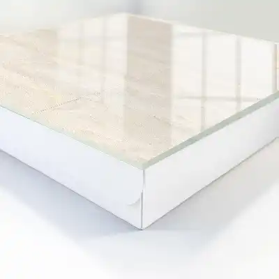 Wandtapete mit cremefarbener Steintextur