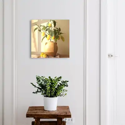 Zitronen in einem Krug auf beigem Hintergrund