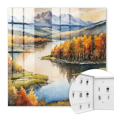 Herbstliche Berge mit Wald