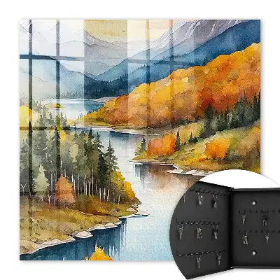 Herbstliche Berglandschaft in einem Wald mit Bergen