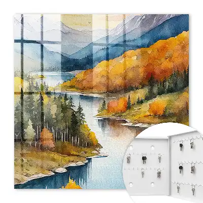 Herbstliche Berglandschaft in einem Wald mit Bergen