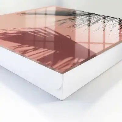 Tropische Eleganz vor einem Hintergrund mit Schattierungen