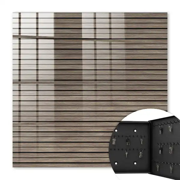 Holzbretter mit harmonischem Linien-Design