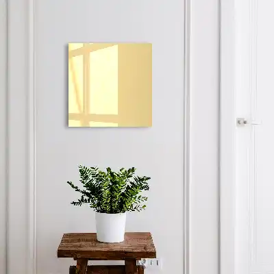 Elegante Harmonie in einem cremigen Gelbton