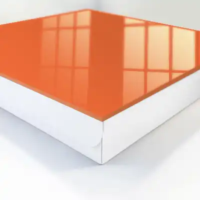 Kräftig orange, gleichmäßige Oberfläche