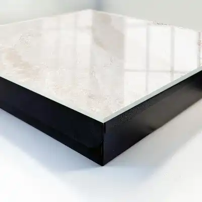Wandbild mit neutralem Marmormuster