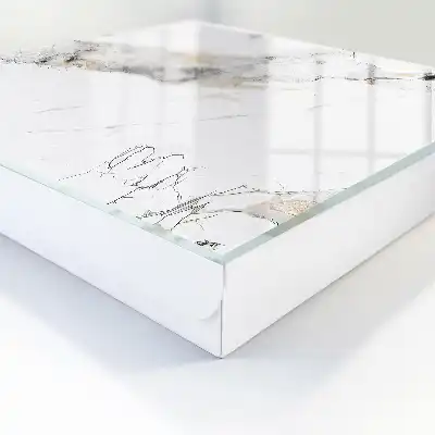 Marmor-Eleganz vor weißem Hintergrund