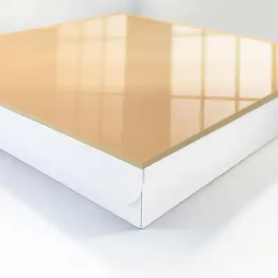 Beige Trost, eleganter Minimalismus