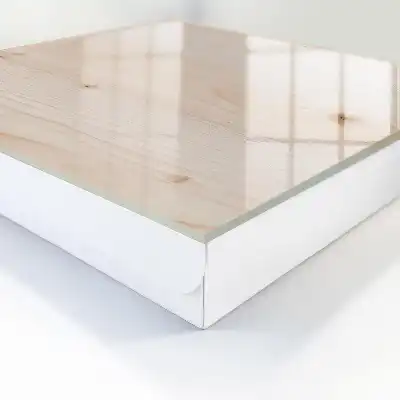 Holzstruktur mit feiner Maserung