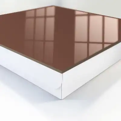 Braune Farbe voller Eleganz