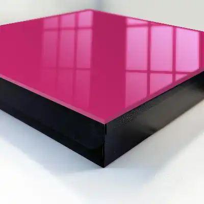 Intensiver pinkfarbener Fuchsia-Minimalismus