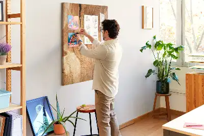 Korktafel mit natürlicher Holzstruktur