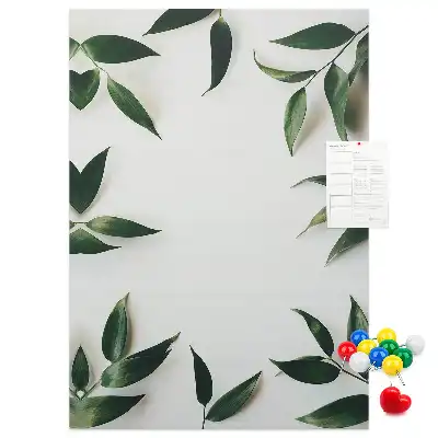 Korktafel in Form einer grünen Blattspitze