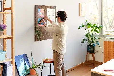 Pinnwand aus Kork in rustikaler Holzoptik