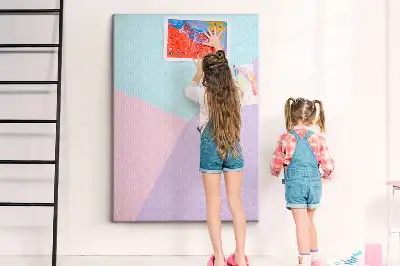 Korktafel mit Pastellmuster