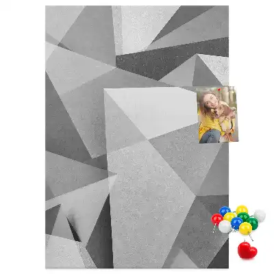 Pinnwand aus Kork mit geometrischer Komposition