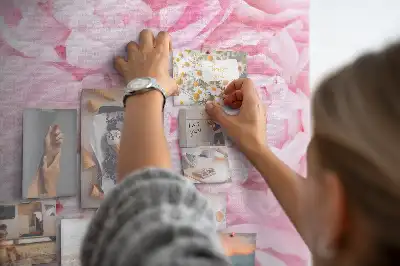 Pinnwand mit Sommerblumen-Motiv