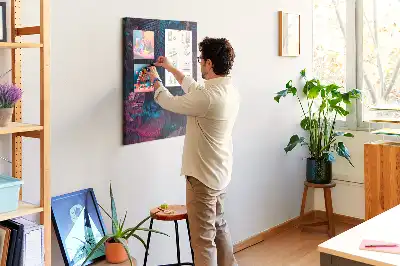 Korktafel mit exotischem Blättermotiv