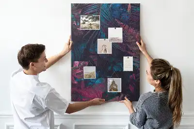 Korktafel mit exotischem Blättermotiv