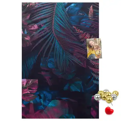 Korktafel mit exotischem Blättermotiv