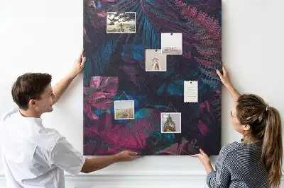 Korktafel mit exotischem Blättermotiv
