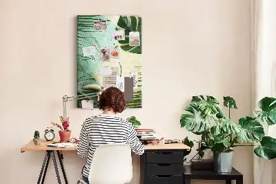 Kork-Pinnwand mit tropischem Monstera-Motiv