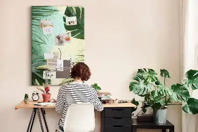 Kork-Pinnwand mit tropischem Monstera-Motiv
