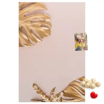 Korktafel mit vergoldeten Blättern