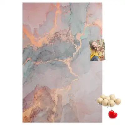 Korktafel mit klassischem Marmormuster