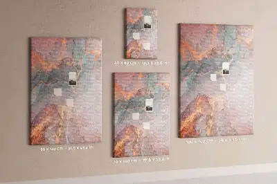 Korktafel mit klassischem Marmormuster
