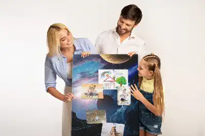 Kork-Pinnwand mit Universum- und Galaxie-Motiv