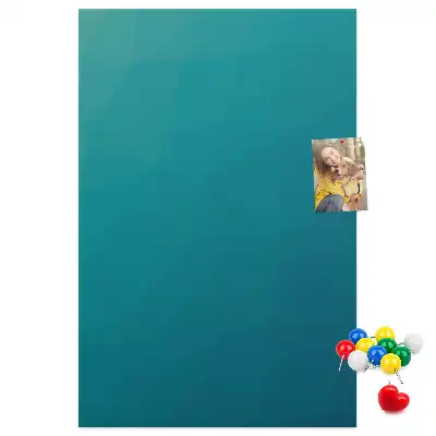 Korktafel mit geometrischer Abstraktion
