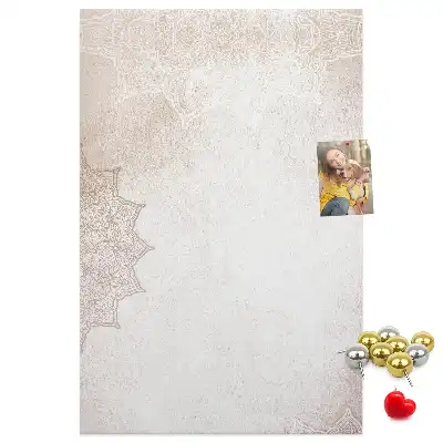 Pinnwand mit Mandala-Muster