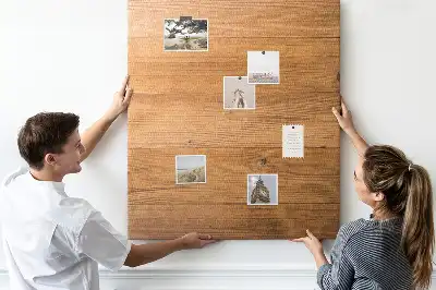 Korktafel mit Holzpaneelen