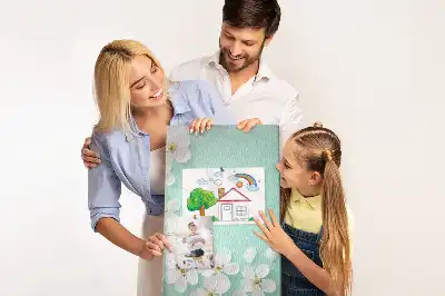 Pinnwand mit Blütenmotiv