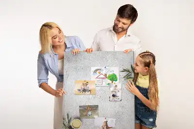Pinnwand aus Kork mit Betonoptik und Olivenmotiv
