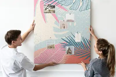 Pinnwand mit Blättermotiv in Pastelltönen