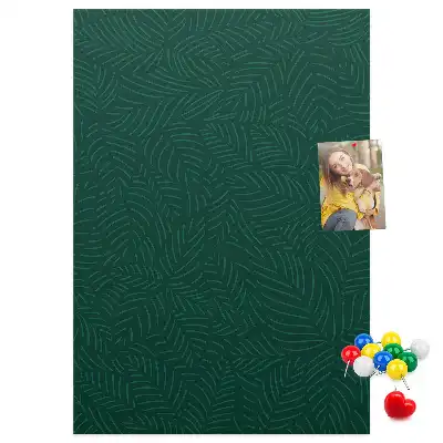 Korktafel mit linearem Blattmuster