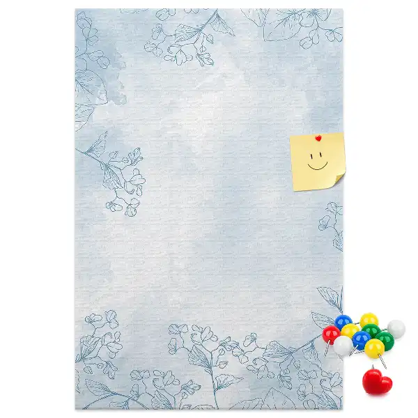 Pinnwand mit Blumenskizzen-Motiv