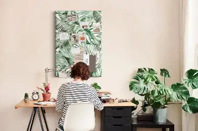 Korktafel Mit Wasserfarben bemalte Blätter