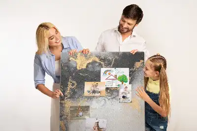 Korktafel mit Marmorabstraktion