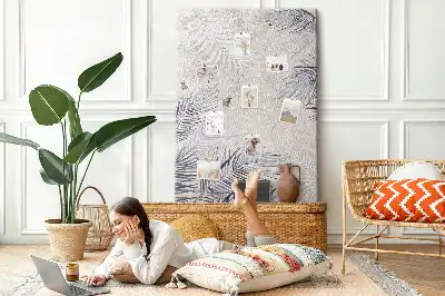 Pinnwand aus Kork mit Palmenblätter-Motiv