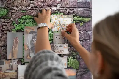 Bedruckte Weltkarte als Korkpinnwand